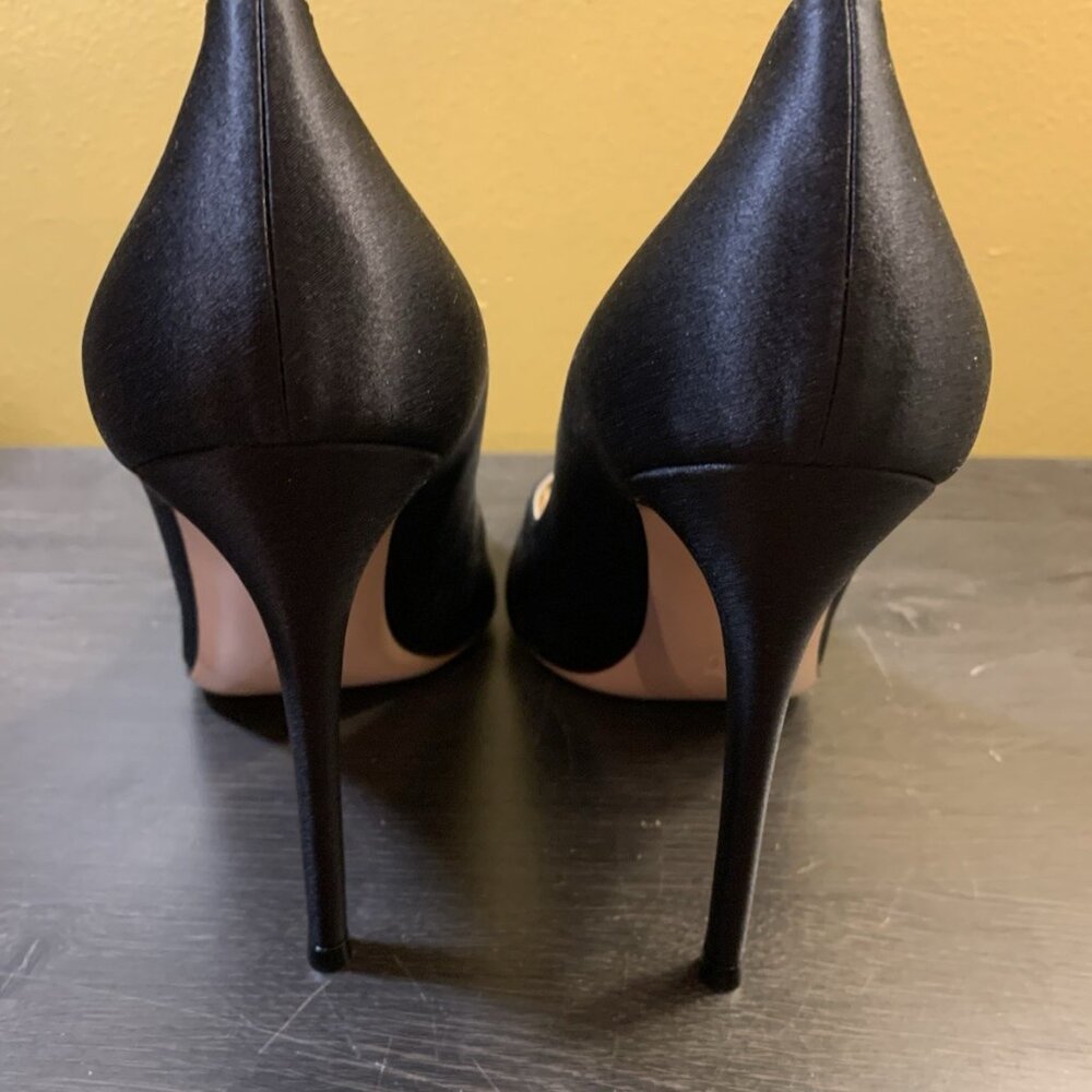 Gianvito Rossi Gianvito 105 Raso Black Leather Pump - Picture 10 of 16